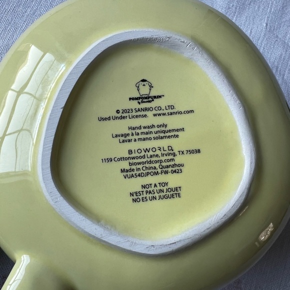 Sanrio Pompompurin Yellow Ceramic Container - Picture 8 of 10